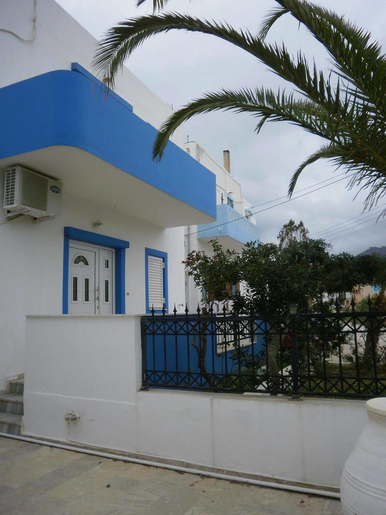 Cretasun Apartments Makrýgialos Exterior foto