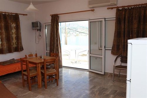 Cretasun Apartments Makrýgialos Exterior foto